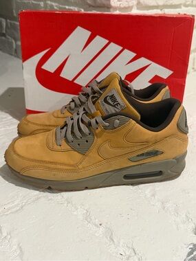 Nike Air Max 90 winter premium - size 11
